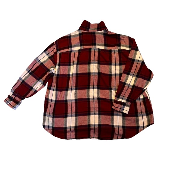 Old Navy Long Sleeved Flannel Pocket Red White and Blue Plaid XXL button down - Picture 3 of 6